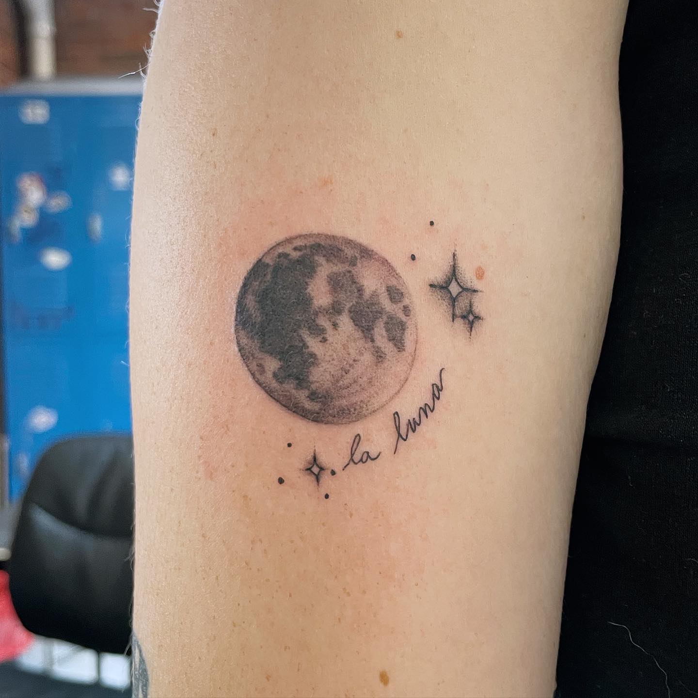 Realistic Crescent Moon And Stars Tattoo