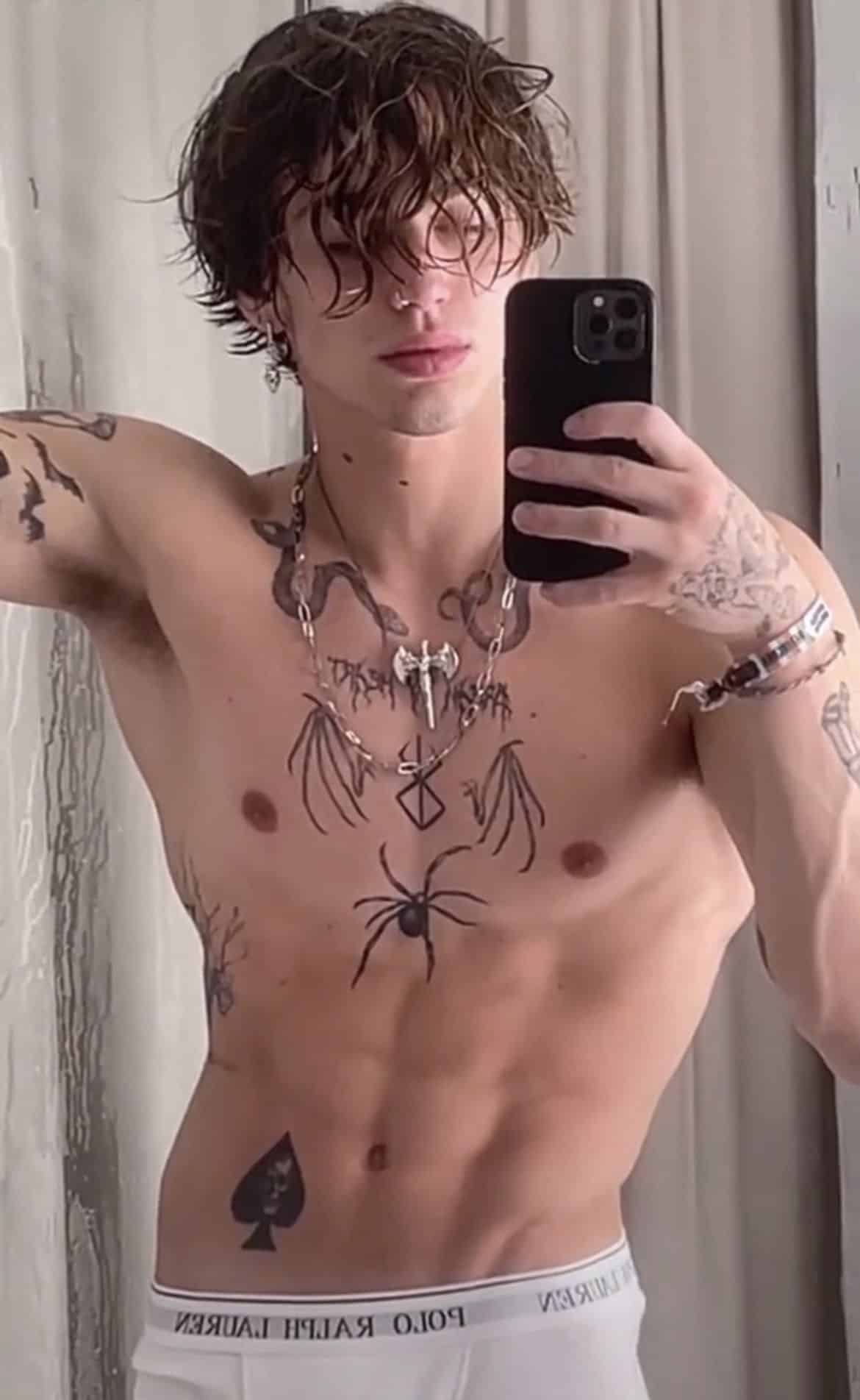 Vinnie hacker spider tattoo