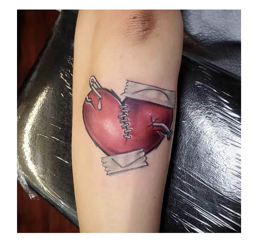 120 Broken Heart Tattoo Stock Photos Pictures  RoyaltyFree Images   iStock