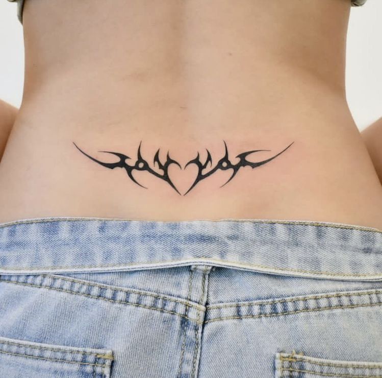 185+ Tramp Stamp Tattoos That Will Make You Stand Out