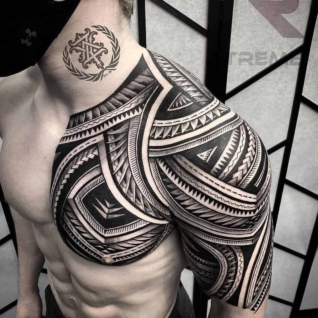Geometric Pattern Shoulder Tattoos For Men